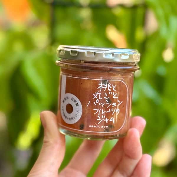 桃と丸ごとパッションフルーツのジャム　無添加　ジャム　バルヤンナイク　