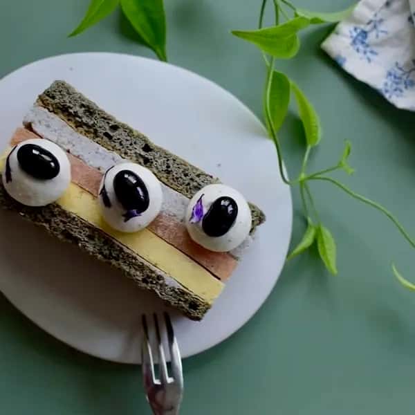 黒胡麻と丹波黒豆ケーキ【完全オーガニック・グルテンフリー・低糖質】「甘いものへの依存」を至福の栄養学で書き換えるシュガーデトックススイーツ