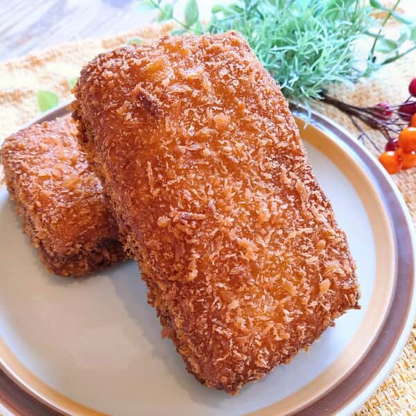 レンジで食べられる、ちゃんと美味しいカレーパン。＜四万十鶏のチキンカレー入り＞  無添加・米油使用