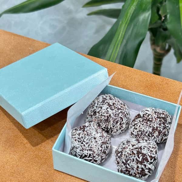 卵、乳製品、小麦、チョコレート不使用＜エナジーボール4個入り＞