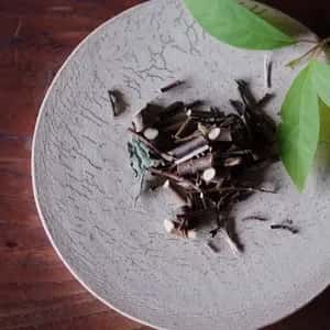 杣小屋のクロモジ茶