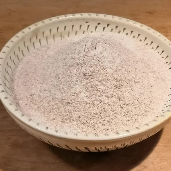 石臼　石臼挽き　ヴィンテージ　アンティーク　小麦粉　米粉　きな粉 石臼挽き小麦粉＜ミナミノカオリ＞農薬・化学肥料不使用 あしがら