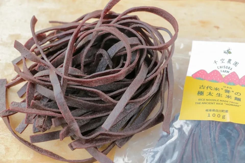 古代米「誉（ほまれ）」の極太生米麺（麺太7ｍｍ容量100ｇ）