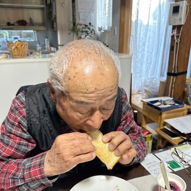 父の、謎のブルーベリージャム食べ