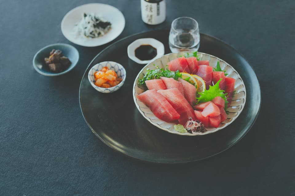 【冷凍】天然本まぐろと利き醤油セット
