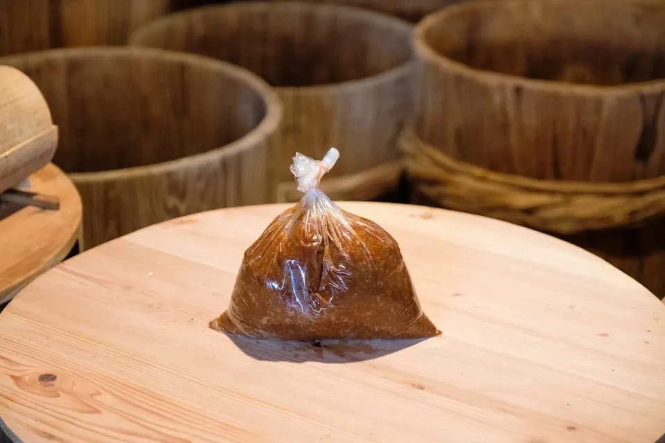 合わせ糀みそ自然　　自然栽培×天然麹菌(野生麹菌)