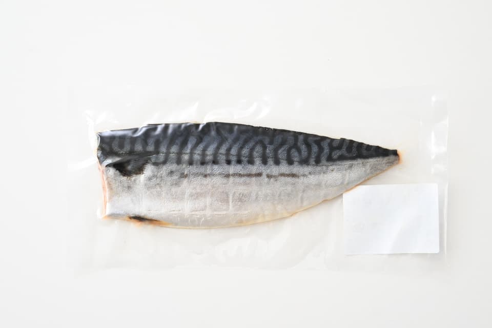 骨取り一夜干し鯖　半身　無添加　保存料不使用　