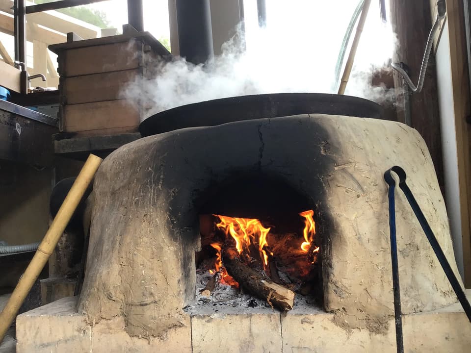 自然栽培・伝統製法仕込み＜黒千石大豆味噌＞芳醇な香りとコク深い味わい