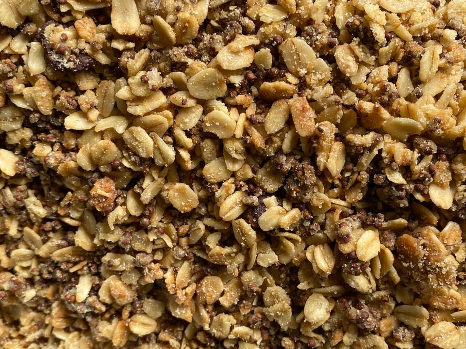 《グルテンフリー》農薬・肥料不使用の荏胡麻たっぷりグラノーラ