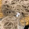 ●粗挽き田舎生そば 特製もり汁付き（8人前）