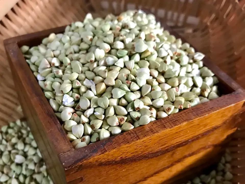 そばの実 （無農薬、無化学肥料栽培）