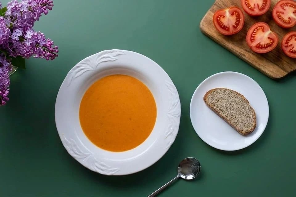 【オーガニック】バランスド・サイエンスミール（高タンパク質豊富なトマトスープ）栄養学から設計された、高密度野菜と進化系バゲットのセット
