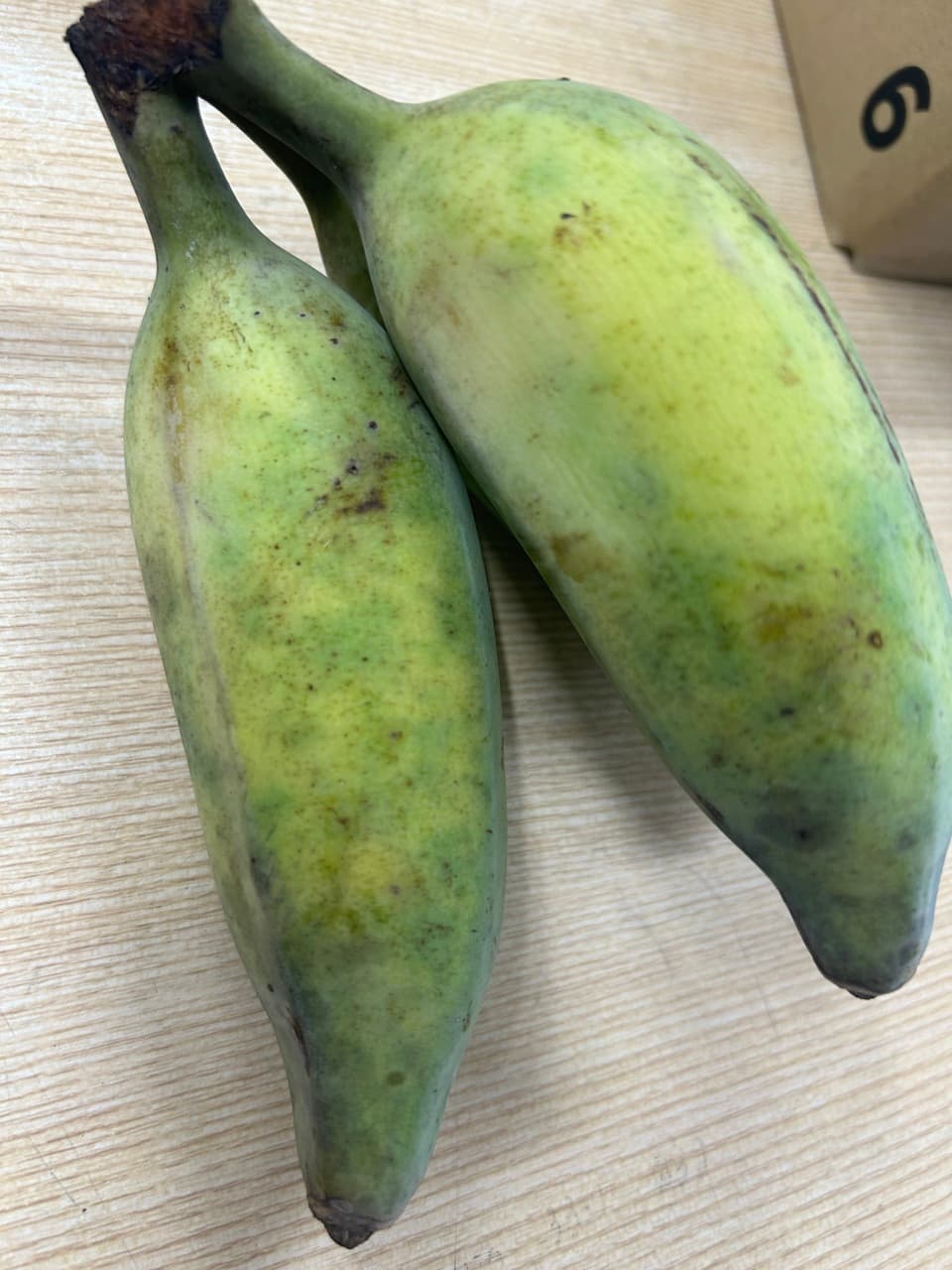 沖縄県産アップルバナナ　農薬や肥料は使わずなるべく自然のチカラで育てた🍌