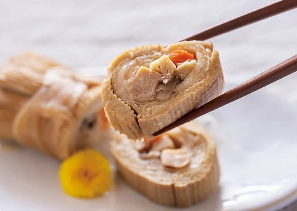 金沢伝統の郷土料理〈加賀じぶ煮とすだれ麩のじぶ煮巻〉昔ながらの丸大豆醤油と本みりんで仕上げた安心惣菜詰め合わせ