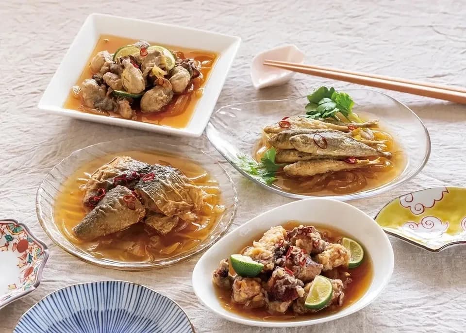 人気の冷凍そうざい〈能登　海の恵み南蛮漬け風マリネセット〉昔ながらの丸大豆醤油と特注純米醸造酢で仕上げました