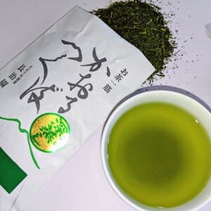 深い味わいの中に苦み広がる深蒸し茶＜潤＞無農薬・無化学肥料栽培茶