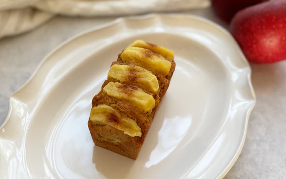 ＜販売期間終了＞：グレインフリーケーキブレッド【信州安曇野りんご】穀物・小麦・米粉・白砂糖・乳製品不使用
