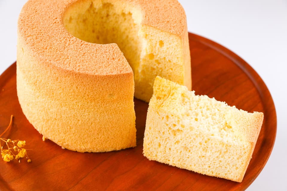 農薬不使用米粉と有機素材で手作り＜ふんわりしっとり米粉シフォンケーキ/ホール＞ノンオイルで乳・小麦・食品添加物不使用