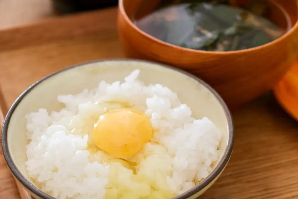 農薬・化学肥料不使用、自然栽培＜阿波の玉手箱＞お野菜と平飼たまご。徳島のおいしいもの詰め合わせ【夏野菜が少しずつ始まりました】