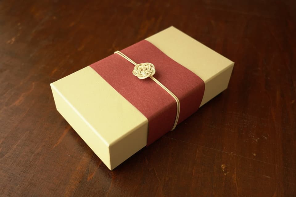 【大切な方へのGIFT】〈おともと肴〉・黒毛和牛・黒豚・黒さつま鶏