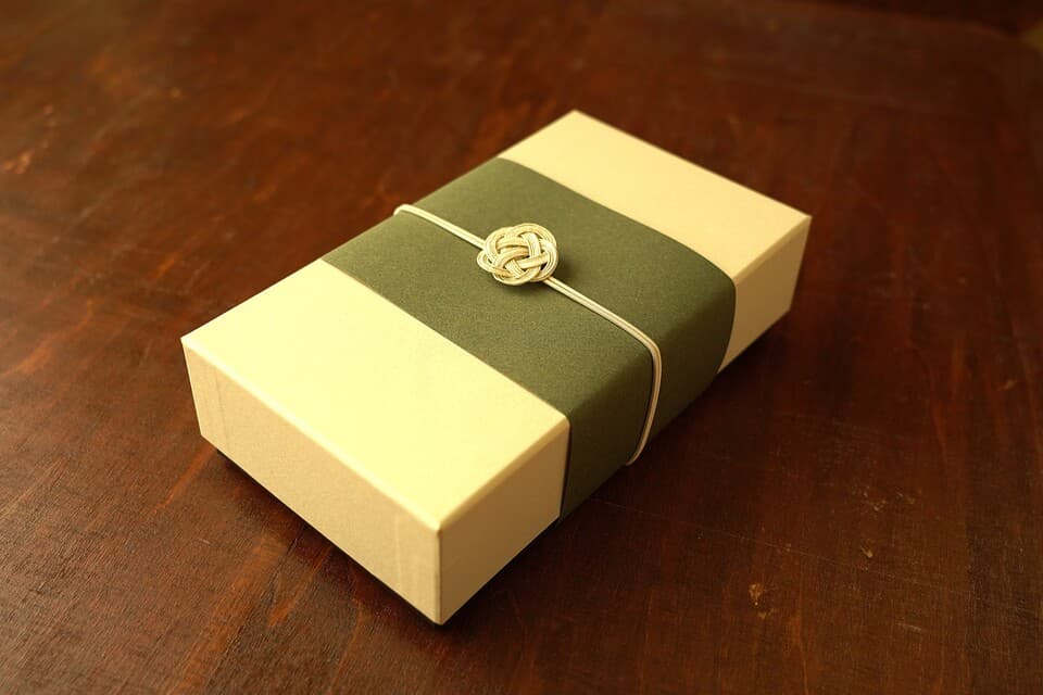 【大切な方へのGIFT】〈おともと肴〉・黒毛和牛・黒豚・黒さつま鶏