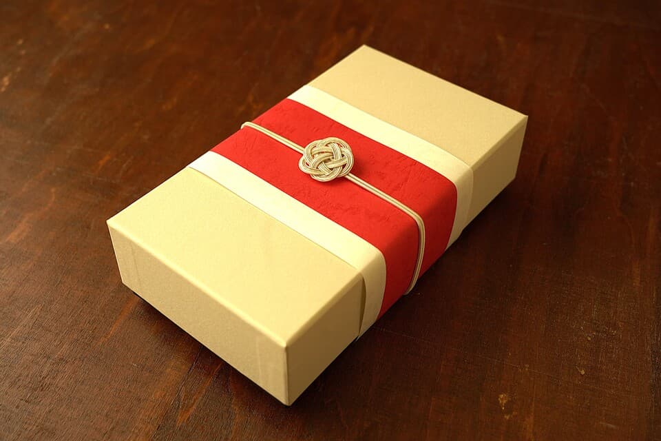【大切な方へのGIFT】〈おともと肴〉・黒毛和牛・黒豚・黒さつま鶏