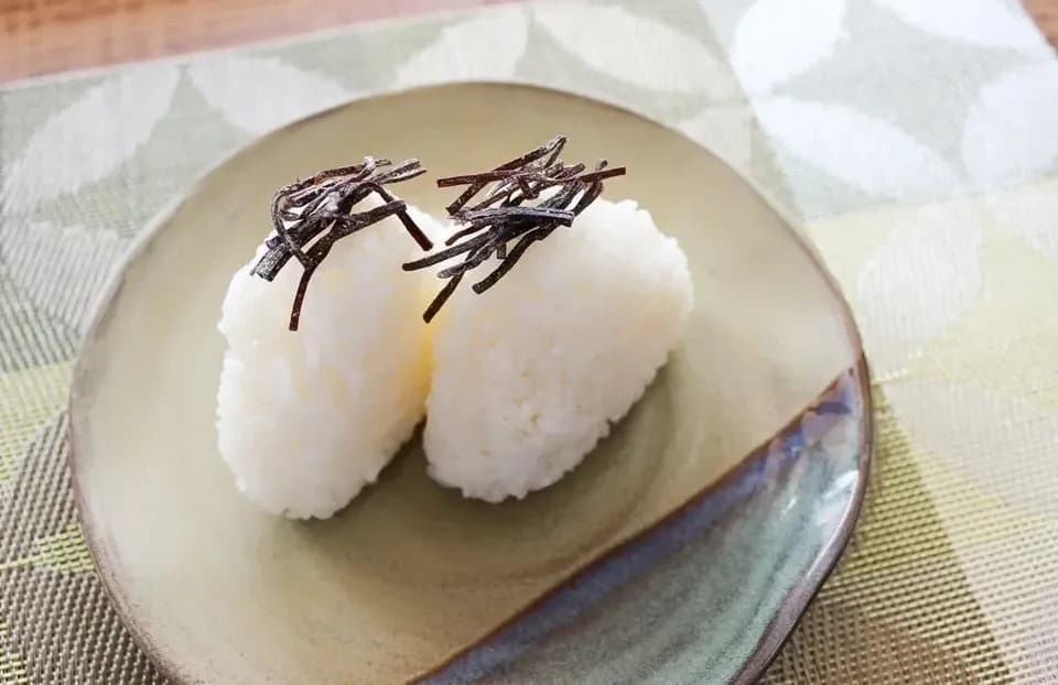 【体に優しい無添加の塩昆布：浜塩味(プレーン)】昆布を味わう素朴なお味