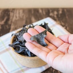 とっても希少な「がごめ根昆布」入荷しました！