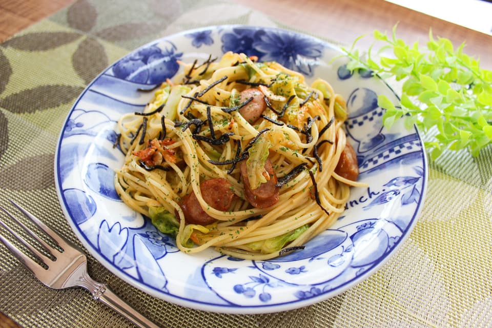 キャベツと塩昆布の和風パスタ