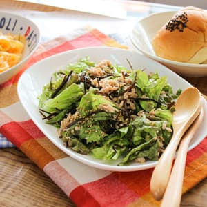 とっても簡単！ツナとレタスの塩昆布ナムル