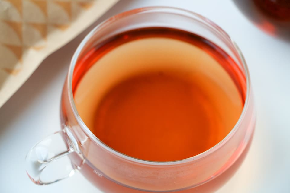 農薬・化学肥料不使用の自家栽培生姜と有機茶葉で作る＜京都生姜ほうじ茶＞