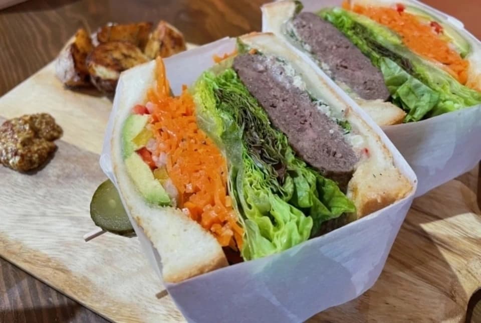 やさしい国産にんじんピクルス。シンプルな材料だからこそ、おいしい。