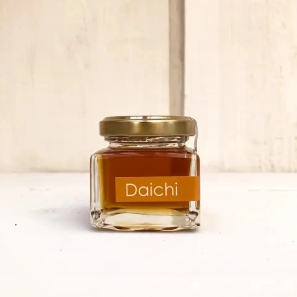 《非加熱・無投薬》自然養蜂で採取した北海道の秋の蜂蜜「Daichi 」