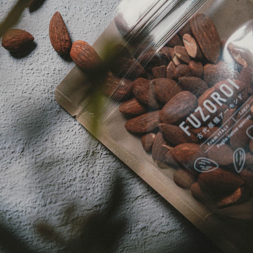 古代原種アーモンド 『 FUZOROI 』 素焼き/無塩 自家焙煎 Antique Almonds