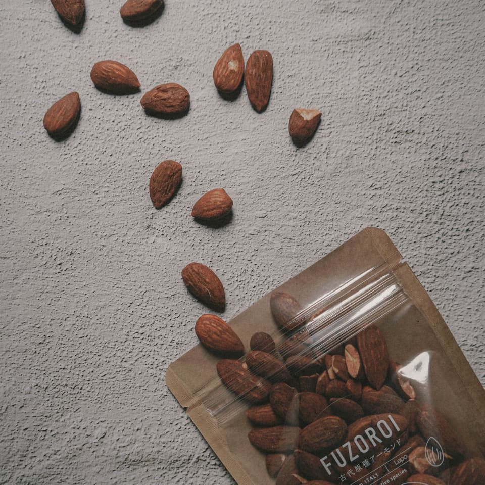 古代原種アーモンド 『 FUZOROI 』 素焼き/無塩 自家焙煎 Antique Almonds