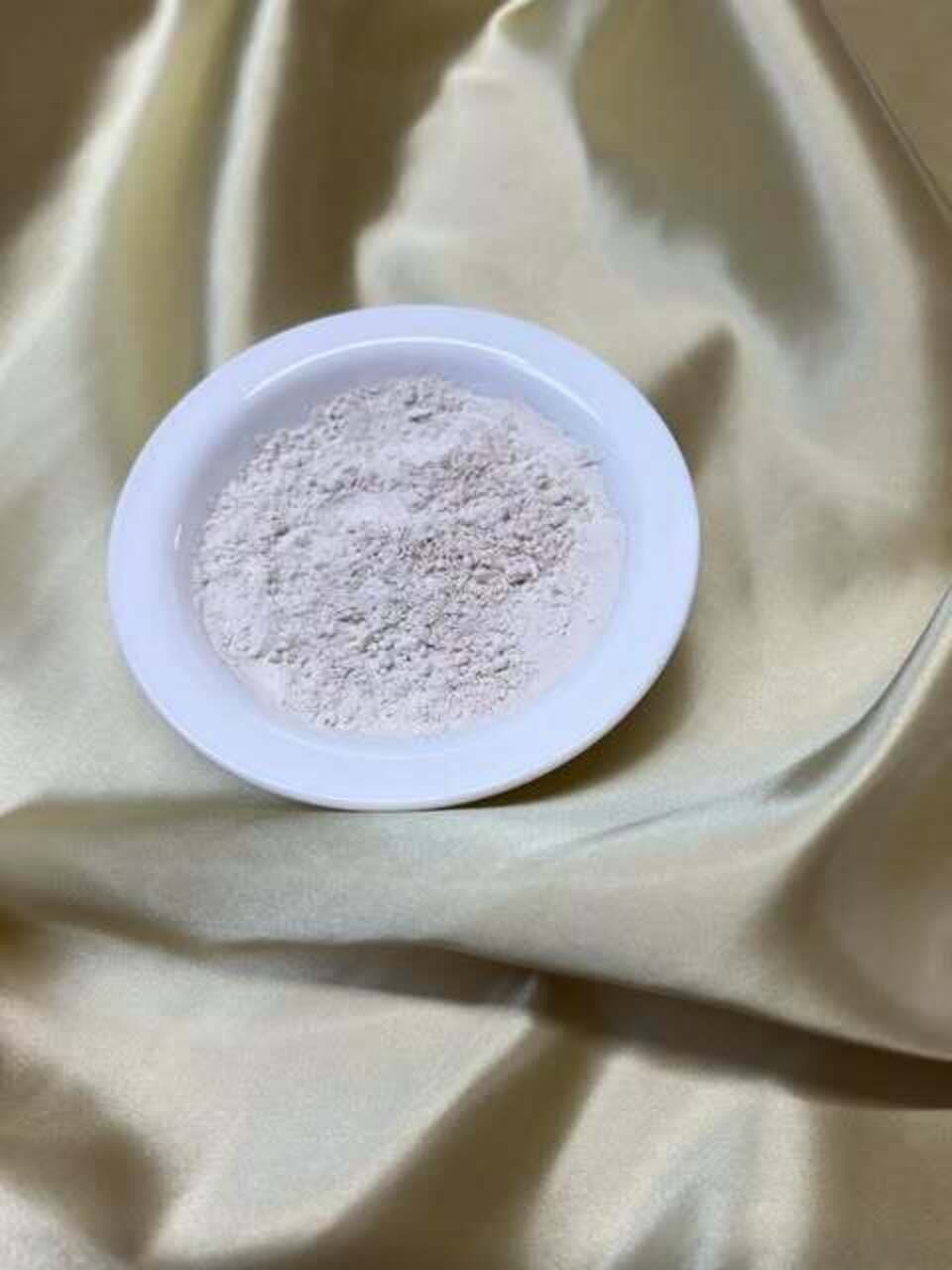 全粒粉　（小麦粉）