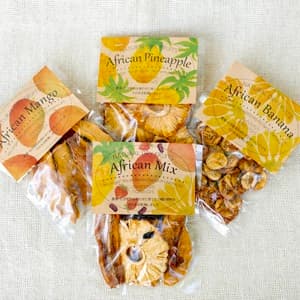 アフリカの豊かな太陽を浴びて育った【ナチュラルドライフルーツ】農薬・化学肥料・砂糖不使用のマンゴー・パイナップル