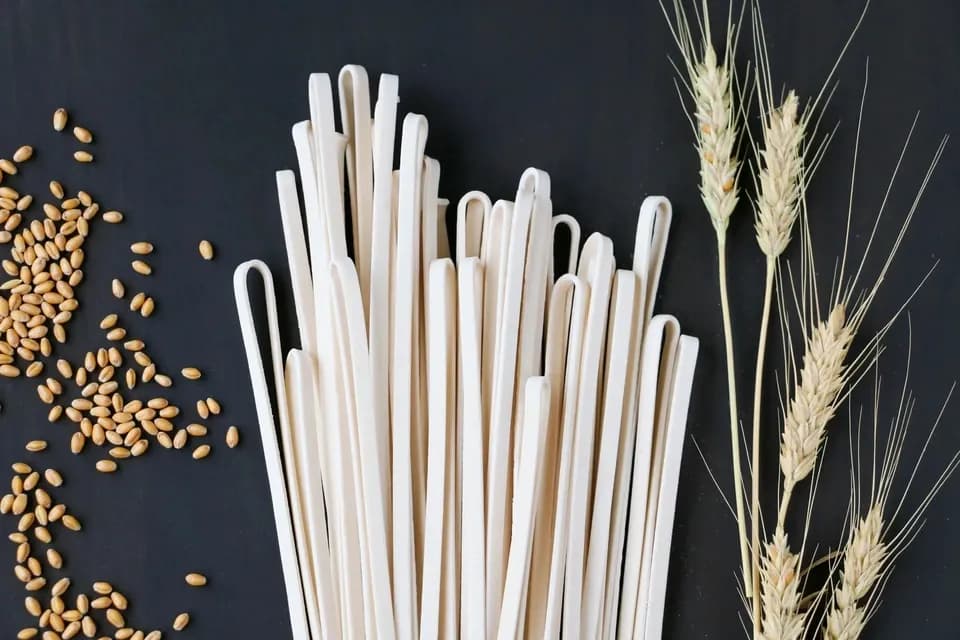農薬・化学肥料・除草剤不使用「地粉うどん」