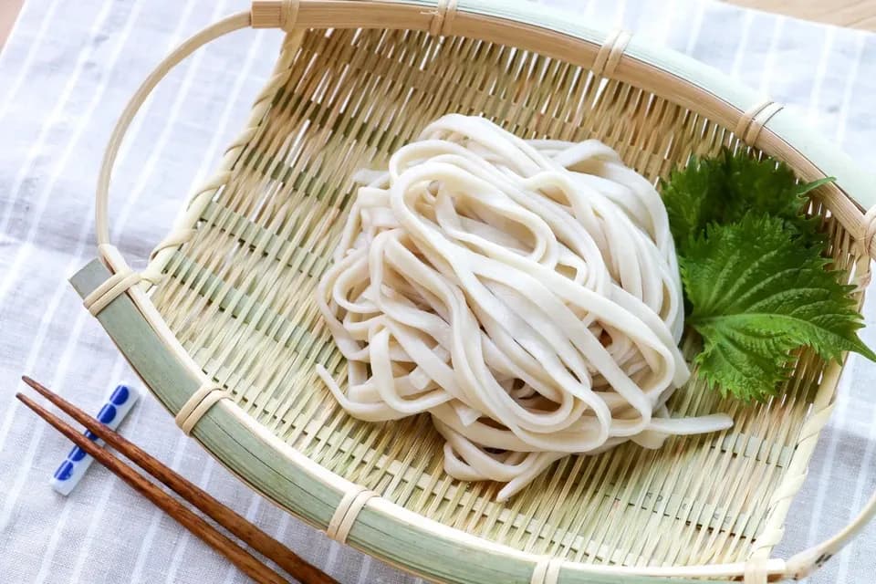 農薬・化学肥料・除草剤不使用「地粉うどん」