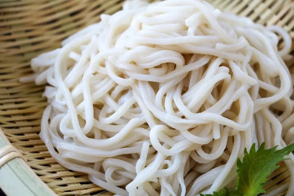 農薬・化学肥料・除草剤不使用「地粉うどん」