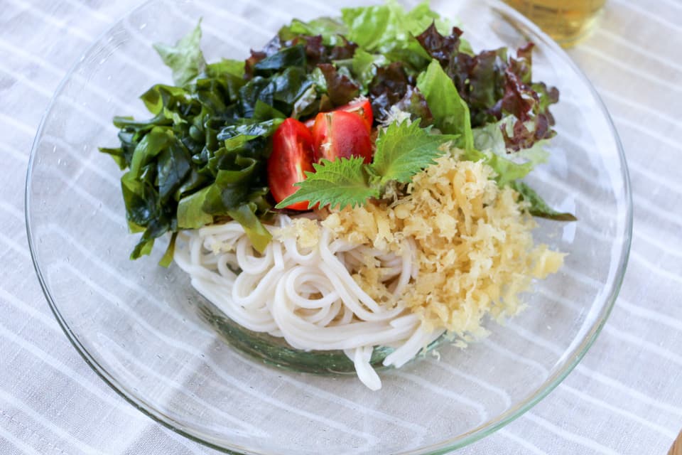 ギフトに！「地粉うどん」と「本みりん」セット