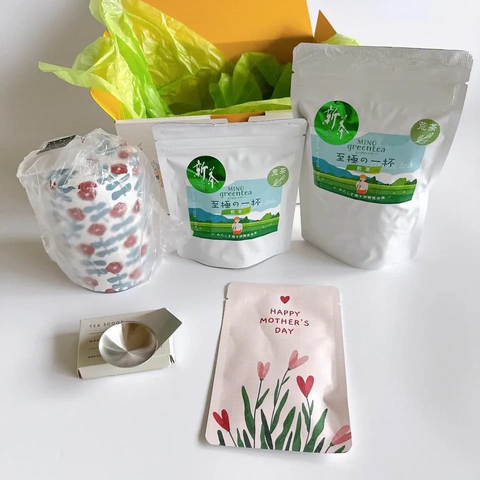 【母の日】新茶ギフト【茶筒セット】　農薬・化学肥料を使わず育てた2026年産の新茶（荒茶）詰め合わせ