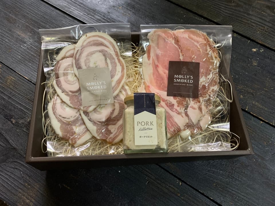 モリーズ ワインのお供に美食セレクト 