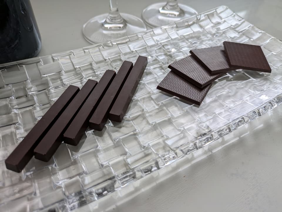 カカオ豆ときび砂糖だけで作るクラフトチョコレート＜ガーナ産カカオ75%＞