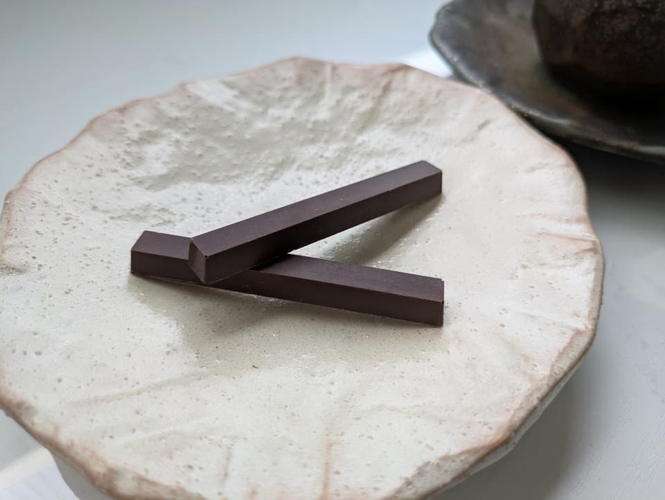 カカオ豆ときび砂糖だけで作るクラフトチョコレート＜ガーナ産カカオ75%＞