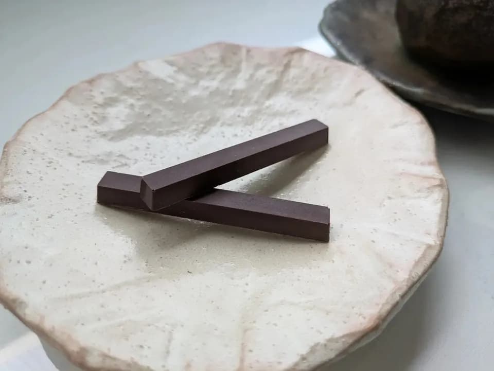 カカオ豆ときび砂糖だけで作るクラフトチョコレート＜ベリーズ産カカオ80％＞