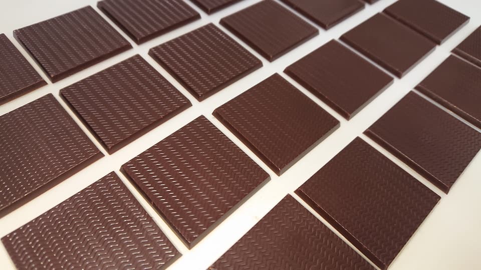 カカオ豆ときび砂糖だけで作るクラフトチョコレート＜ベトナム産カカオ80％＞