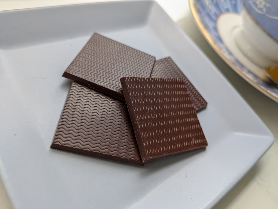 カカオ豆ときび砂糖だけで作るクラフトチョコレート＜ベトナム産カカオ80％＞