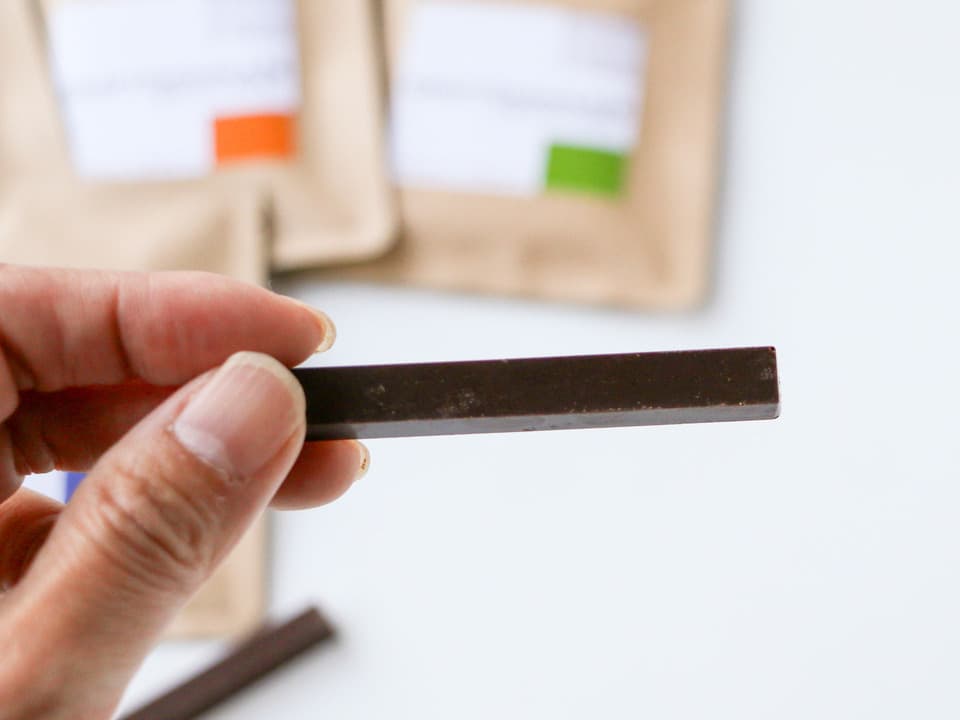 カカオ豆ときび砂糖だけで作る＜クラフトチョコレートギフトセット＞スティック・スクエア