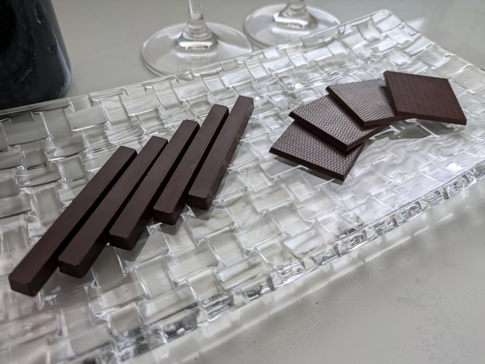 カカオ豆ときび砂糖だけで作る＜クラフトチョコレートギフトセット＞スティック・スクエア